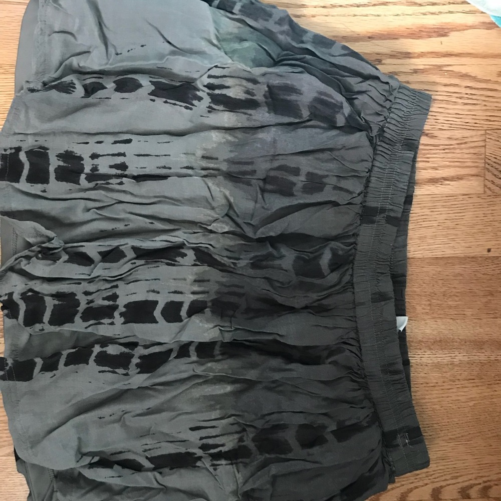 American eagle print skirt